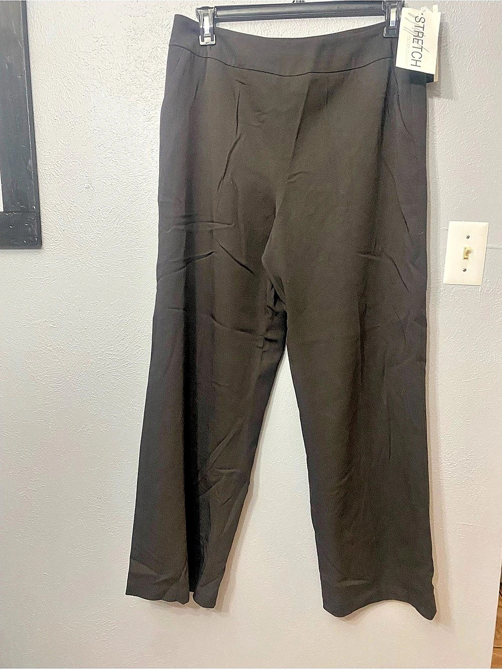 Peter Nygard Straight Leg Pants in Black Virgin Wool Size 14 NWT